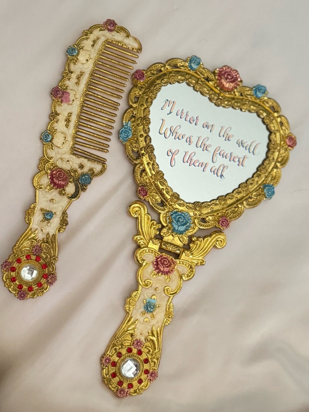 VINTAGE Ornate Hand Mirror & Comb Vanity Set – Gold Tone, Floral, Heart Mirror